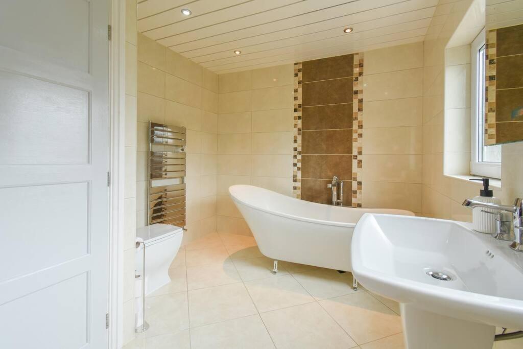 Luxurious & Tranquil Riverside Getaway Great Harwood Luaran gambar
