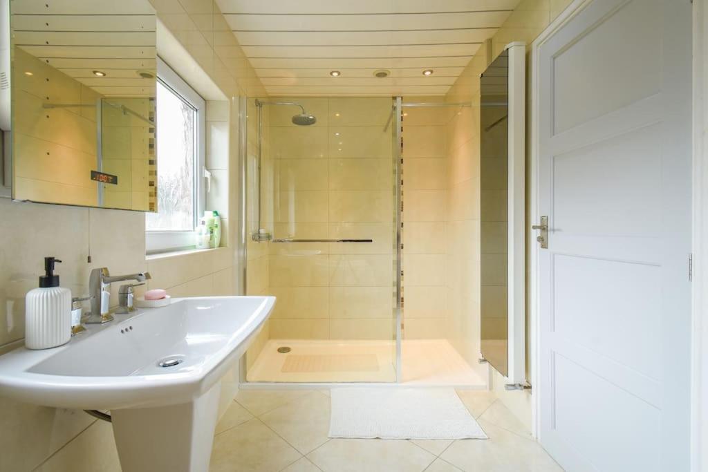 Luxurious & Tranquil Riverside Getaway Great Harwood Luaran gambar